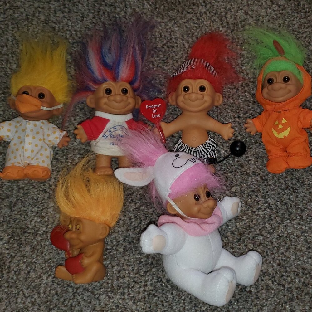 Set of troll dolls